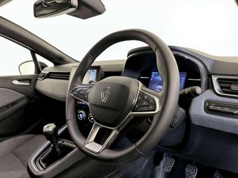 Renault Clio 1.0 TCe techno Hatchback 5dr Petrol Manual Euro 6 (s/s) (90 ps)