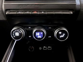 Renault Clio 1.0 TCe techno Hatchback 5dr Petrol Manual Euro 6 (s/s) (90 ps)