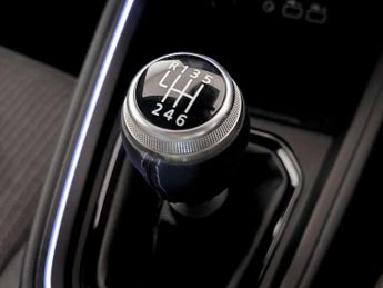 Renault Clio 1.0 TCe techno Hatchback 5dr Petrol Manual Euro 6 (s/s) (90 ps)