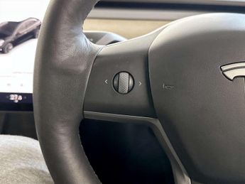 Tesla Model 3 (Dual Motor) Long Range Saloon 4dr Electric Auto 4WDE (346 ps)