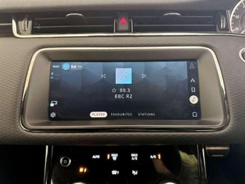 Land Rover Range Rover Evoque 1.5 P300e 12.2kWh R-Dynamic S Auto 4WD Euro 6 (s/s) 5dr