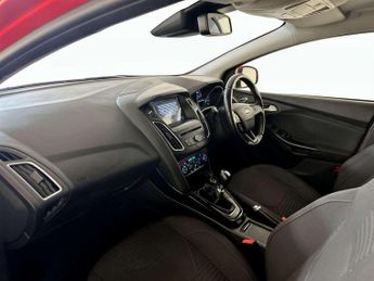 Ford Focus 1.0T EcoBoost Titanium Hatchback 5dr Petrol Manual Euro 6 (s/s) 