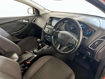 Ford Focus 1.0T EcoBoost Titanium Hatchback 5dr Petrol Manual Euro 6 (s/s) 