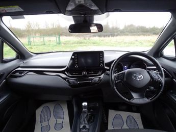 Toyota C-HR 1.8 VVT-h Icon CVT Euro 6 (s/s) 5dr