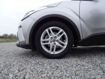 Toyota C-HR 1.8 VVT-h Icon CVT Euro 6 (s/s) 5dr
