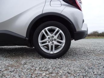 Toyota C-HR 1.8 VVT-h Icon CVT Euro 6 (s/s) 5dr