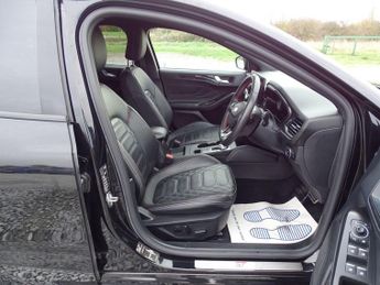 Ford Focus 1.5 EcoBlue ST-Line Vignale Auto Euro 6 (s/s) 5dr