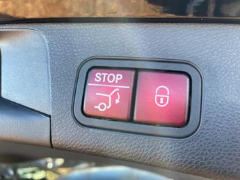 Mercedes-Benz C Class 2.0 C200 Sport (Premium) 7G-Tronic+ Euro 6 (s/s) 5dr