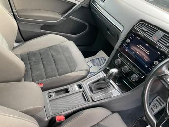 Volkswagen Golf 2.0 TDI BlueMotion Tech GT DSG Euro 6 (s/s) 5dr