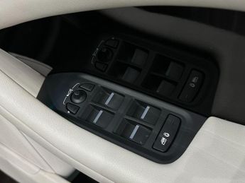 Jaguar I-PACE 400 90kWh SE Auto 4WD 5dr