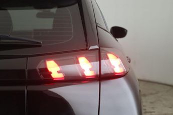 Peugeot E-2008 50kWh Active Premium Auto 5dr