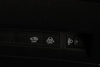 Peugeot E-2008 50kWh Active Premium Auto 5dr