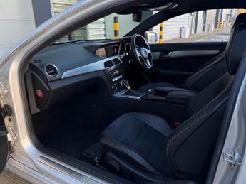 Mercedes-Benz C Class 2.1 C250 CDI AMG Sport Edition G-Tronic+ Euro 5 (s/s) 2dr