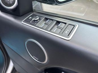 Land Rover Range Rover 4.4 SD V8 Vogue SE Auto 4WD Euro 6 (s/s) 5dr