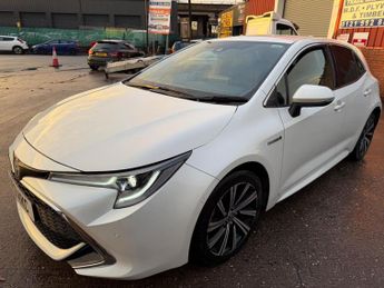 Toyota Corolla 1.8 VVT-h Design CVT Euro 6 (s/s) 5dr