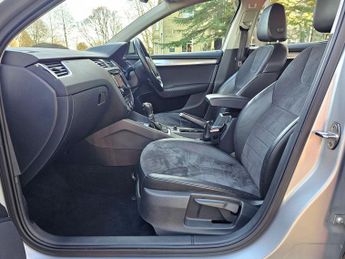 Skoda Octavia 2.0 TDI Elegance DSG Euro 5 (s/s) 5dr