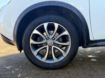 Nissan Juke 1.6 Tekna CVT Euro 5 5dr