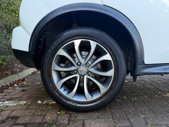 Nissan Juke 1.6 Tekna CVT Euro 5 5dr