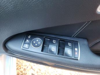 Mercedes-Benz E Class 2.1 E220 CDI SE G-Tronic+ Euro 5 (s/s) 4dr