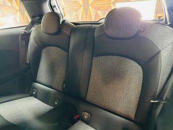 MINI Electric Hatch Cooper SE 32.6kWh Level 2 Auto 3dr