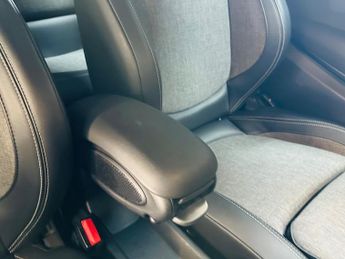 MINI Electric Hatch Cooper SE 32.6kWh Level 2 Auto 3dr