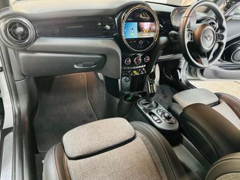 MINI Electric Hatch Cooper SE 32.6kWh Level 2 Auto 3dr