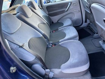 Citroen Xsara Picasso 1.6i 16V Desire 5dr