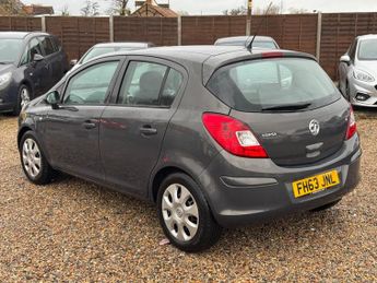Vauxhall Corsa 1.4 16V Design Auto Euro 5 5dr (A/C)