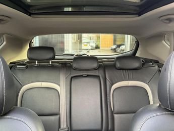 Kia Ceed 1.6 GDi 4 Tech DCT Euro 5 5dr