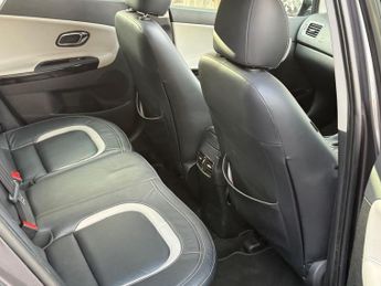 Kia Ceed 1.6 GDi 4 Tech DCT Euro 5 5dr