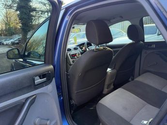 Ford Focus 2.0 Zetec S 5dr