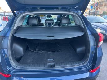 Hyundai TUCSON 1.7 CRDi Blue Drive Premium SE DCT Euro 6 (s/s) 5dr
