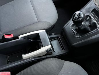 Vauxhall Zafira 1.6 Exclusiv MPV 5dr Petrol Manual Euro 4 (105 ps)