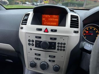 Vauxhall Zafira 1.6 Exclusiv MPV 5dr Petrol Manual Euro 4 (105 ps)