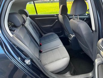 Volkswagen Golf 1.6 FSI Match Hatchback 5dr Petrol Manual (159 g/km, 113 bhp)