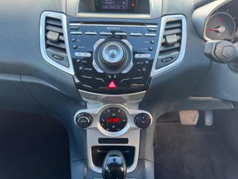 Ford Fiesta 1.4 Titanium 5dr