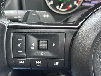 Nissan Qashqai 1.3 DIG-T MHEV Acenta Premium XTRON Euro 6 (s/s) 5dr