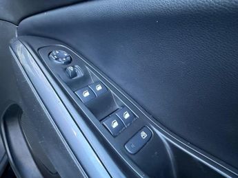 Vauxhall Grandland X 1.2 Turbo SRi Nav Auto Euro 6 (s/s) 5dr