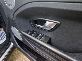 Land Rover Range Rover Evoque 2.2 SD4 Pure Auto 4WD Euro 5 (s/s) 5dr