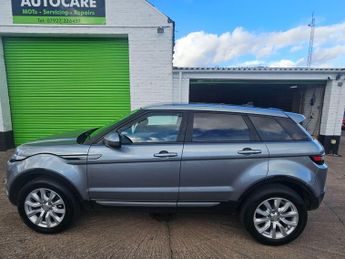 Land Rover Range Rover Evoque 2.2 SD4 Pure Auto 4WD Euro 5 (s/s) 5dr