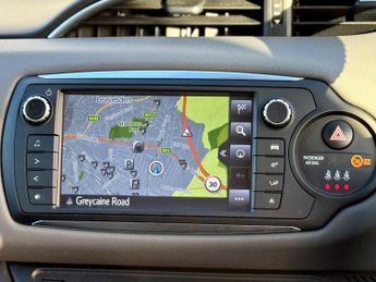 Toyota Yaris 1.5 VVT-h Icon E-CVT Euro 6 5dr