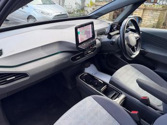 Volkswagen ID.3 Pro 58kWh Life Auto 5dr