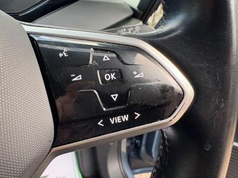 Volkswagen ID.3 Pro 58kWh Life Auto 5dr