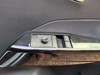 Volkswagen ID.3 Pro 58kWh Life Auto 5dr