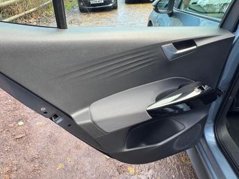 Volkswagen ID.3 Pro 58kWh Life Auto 5dr