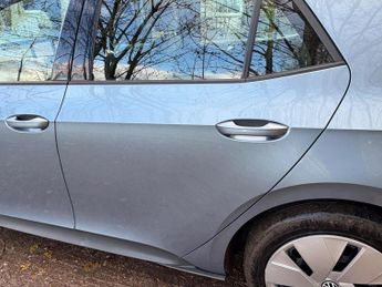 Volkswagen ID.3 Pro 58kWh Life Auto 5dr