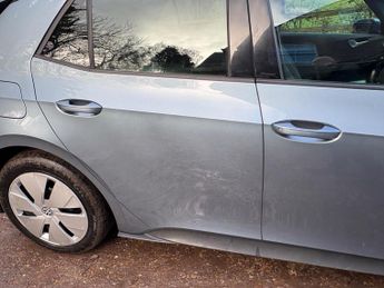 Volkswagen ID.3 Pro 58kWh Life Auto 5dr
