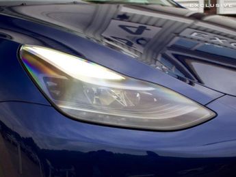 Tesla Model Y Long Range Auto RWD 5dr