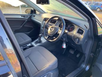 Volkswagen Golf 1.2 TSI BlueMotion Tech S DSG Euro 5 (s/s) 5dr