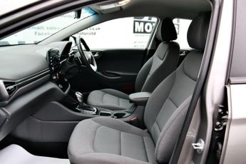 Hyundai IONIQ 1.6 h-GDi SE Connect DCT Euro 6 (s/s) 5dr